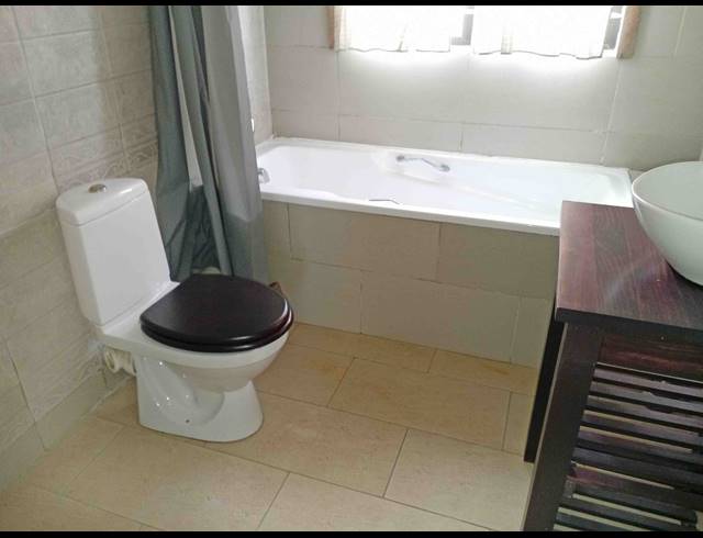 5 BEDROOM HOUSE FOR SALE IN BLUFF